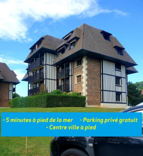 M2M magnifique studio cabine 4 min à pied de la plage - hypercentre - Parking privé gratuit